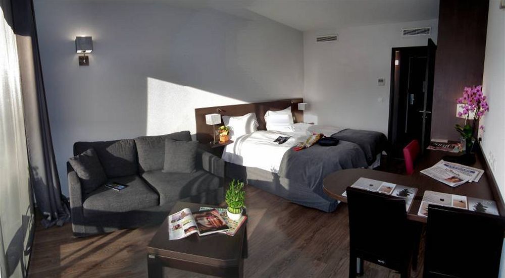 Hotel Eden Park Pau Est, Avec Piscine Kültér fotó