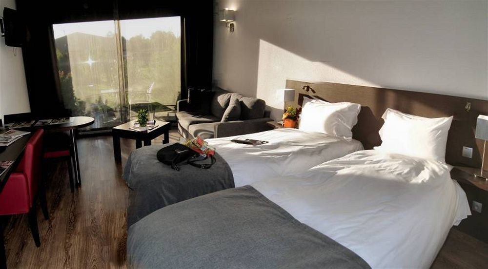 Hotel Eden Park Pau Est, Avec Piscine Kültér fotó